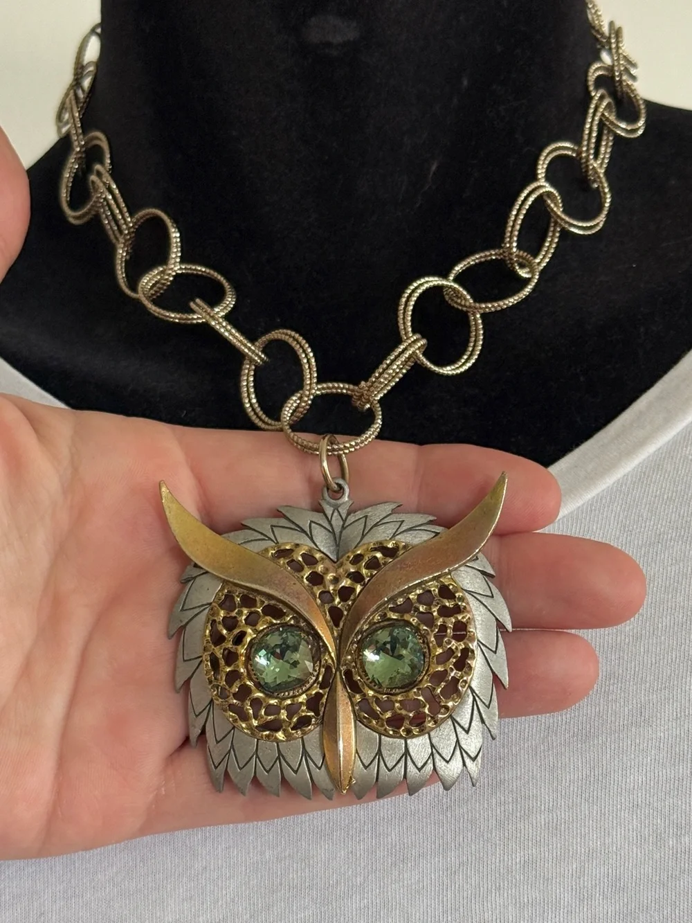 Upcycled Owl Choker Necklace with Green Rhinestone Eyes on Gold Tone Chain OOAK - Picture 5 of 10